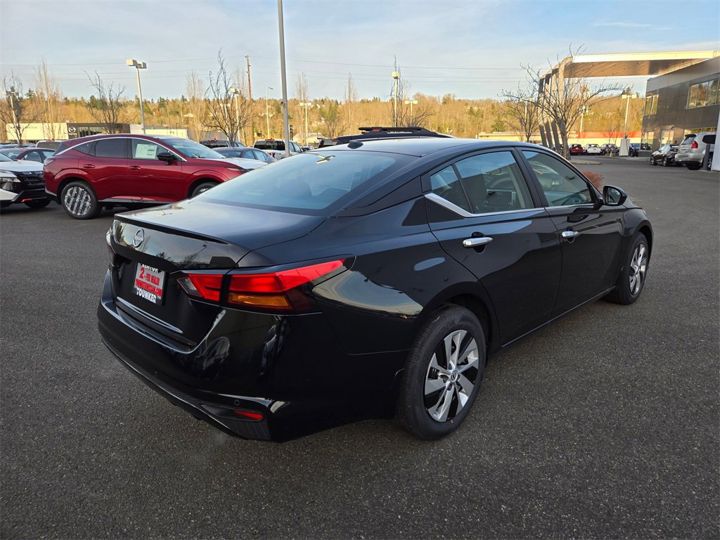 New 2025 Nissan Altima 2.5 S image 3