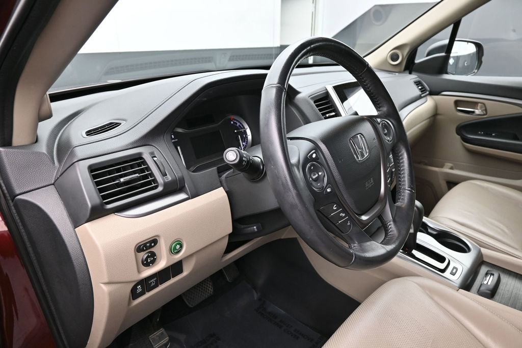 Used 2019 Honda Ridgeline RTL-T image 9