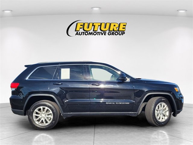 Used 2021 Jeep Grand Cherokee Laredo X image 3