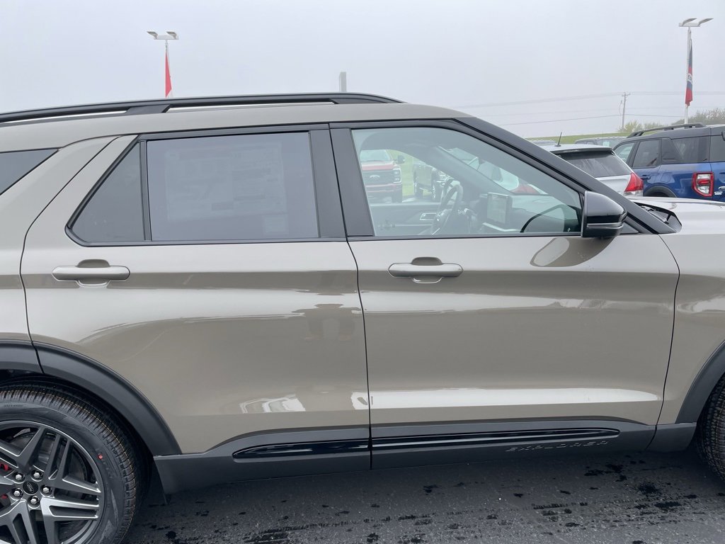 New 2026 Ford Explorer ST image 43