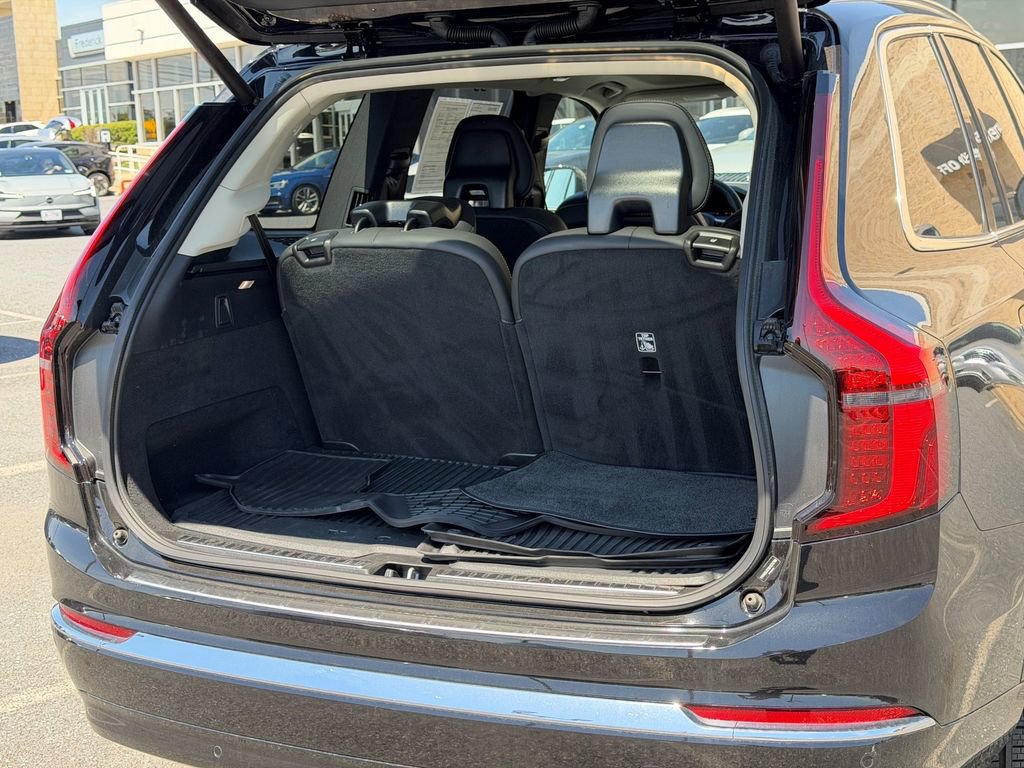Certified 2025 Volvo XC90 T8 Ultra w/ Protection Package Premier AWD/4WD image 21
