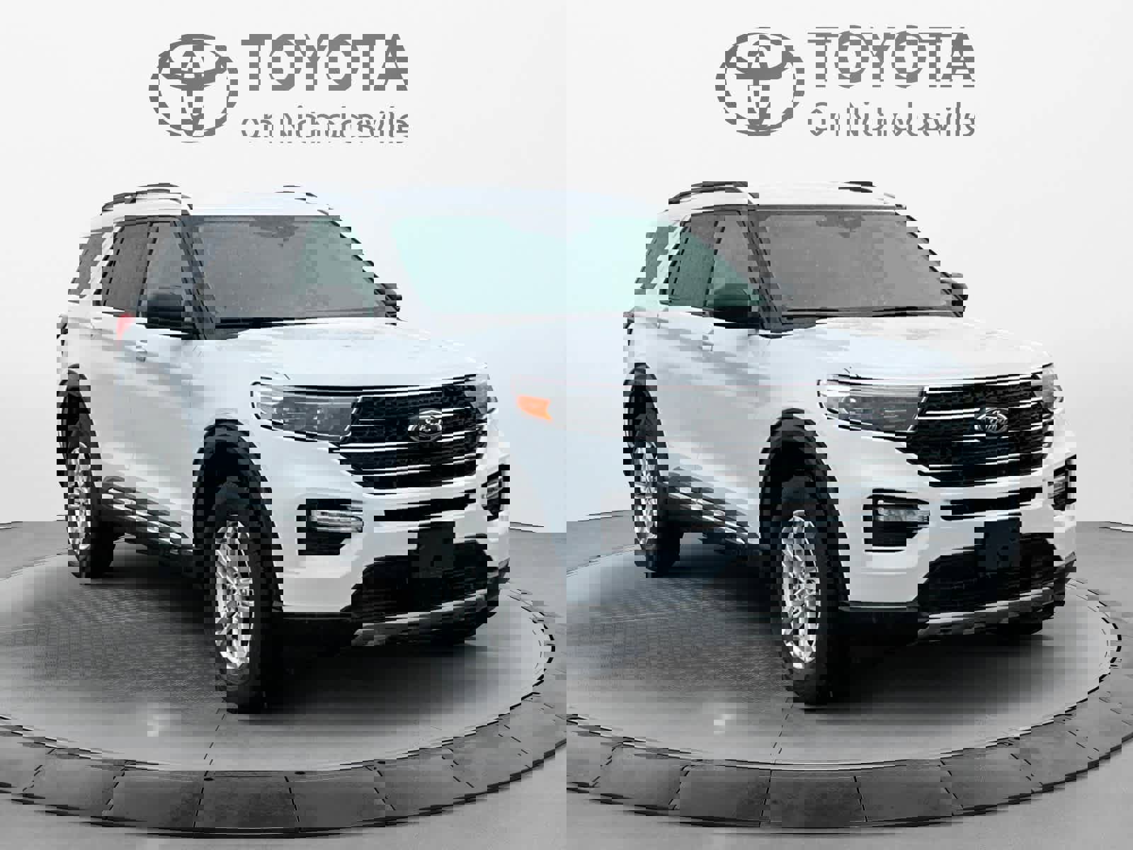 Used 2023 Ford Explorer XLT w/ Equipment Group 202A image 7