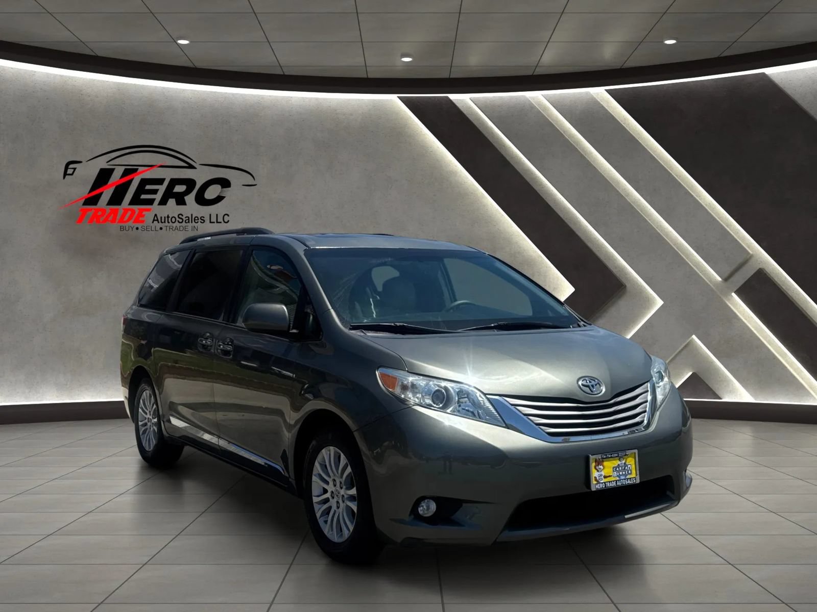 Used 2011 Toyota Sienna XLE w/ XLE Navigation Pkg