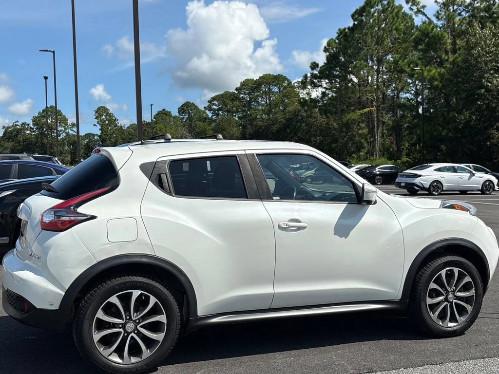 Used 2017 Nissan Juke SV w/ Technology Package AWD/4WD image 7