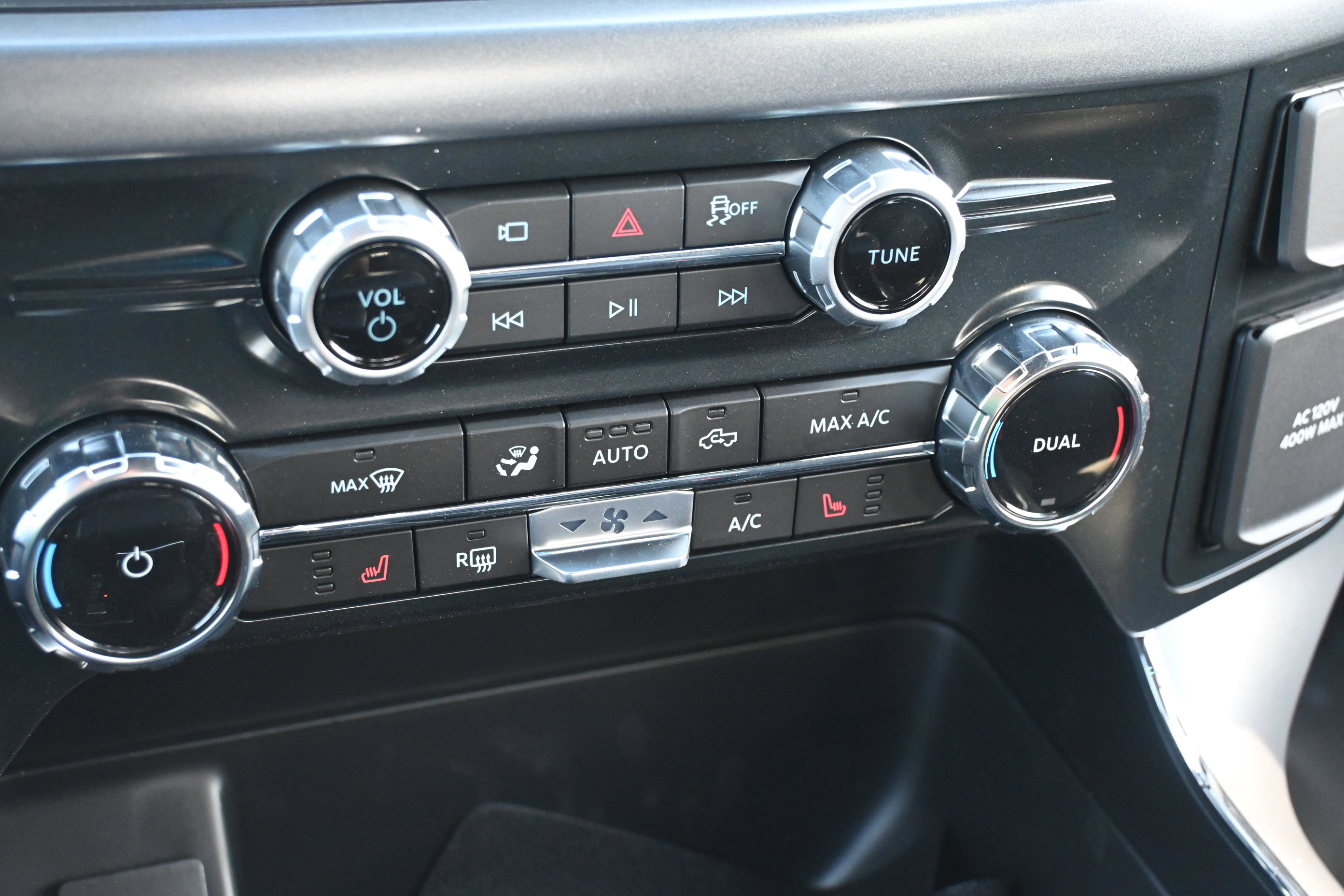 New 2026 Ford F150 XLT w/ Equipment Group 302A MID image 28