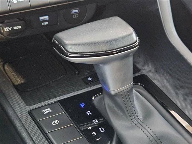 Used 2025 Hyundai Elantra Sport FWD image 20