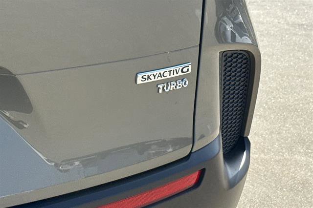 Certified 2025 MAZDA CX-50 AWD 2.5 Turbo w/ Weather Package image 31