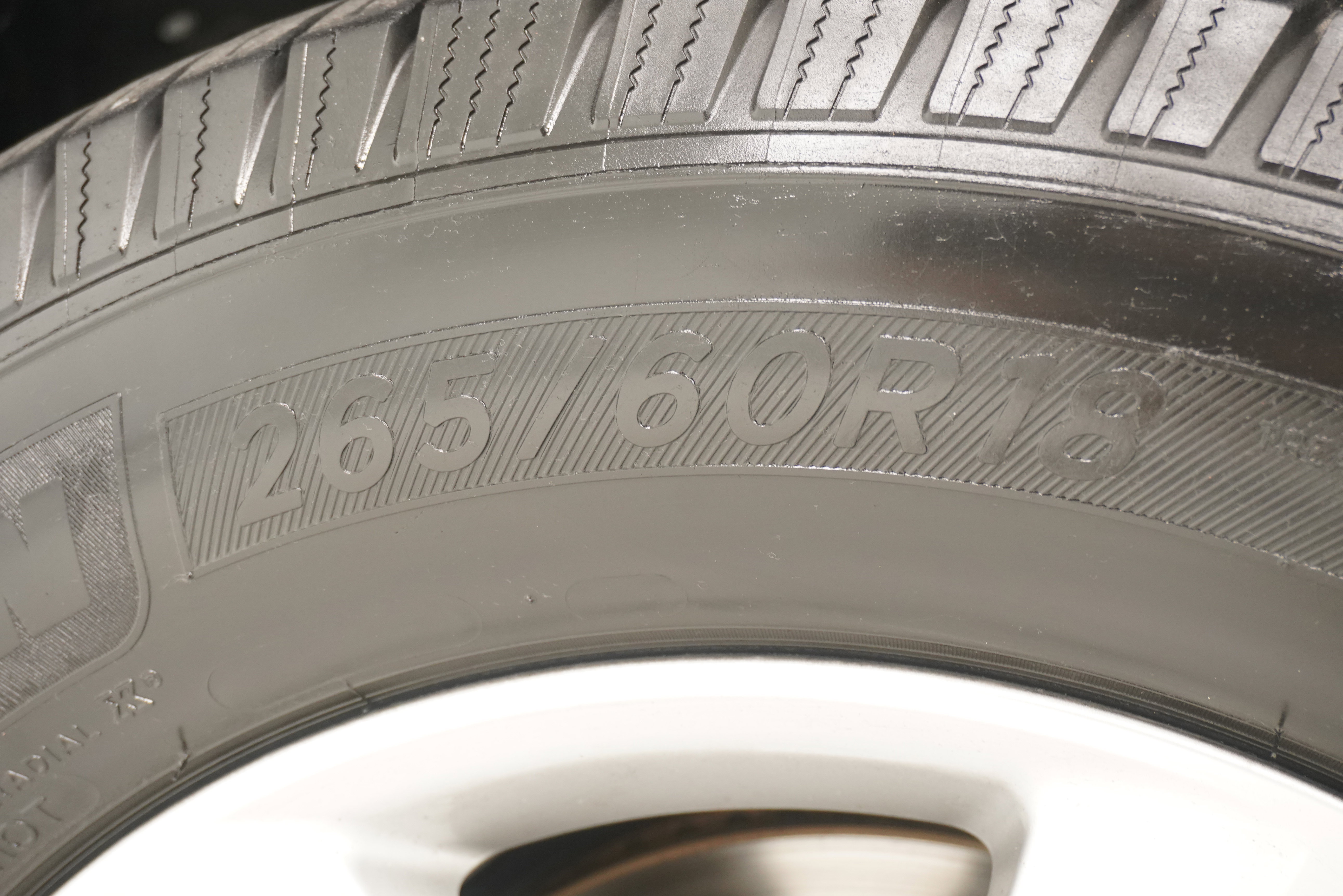 Used 2014 Lexus GX 460 AWD/4WD image 32