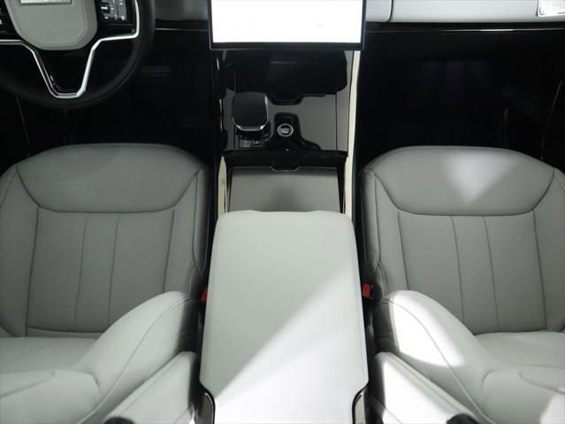 New 2026 Land Rover Range Rover Sport SE image 17