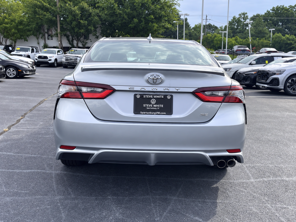 Used 2024 Toyota Camry SE FWD image 6