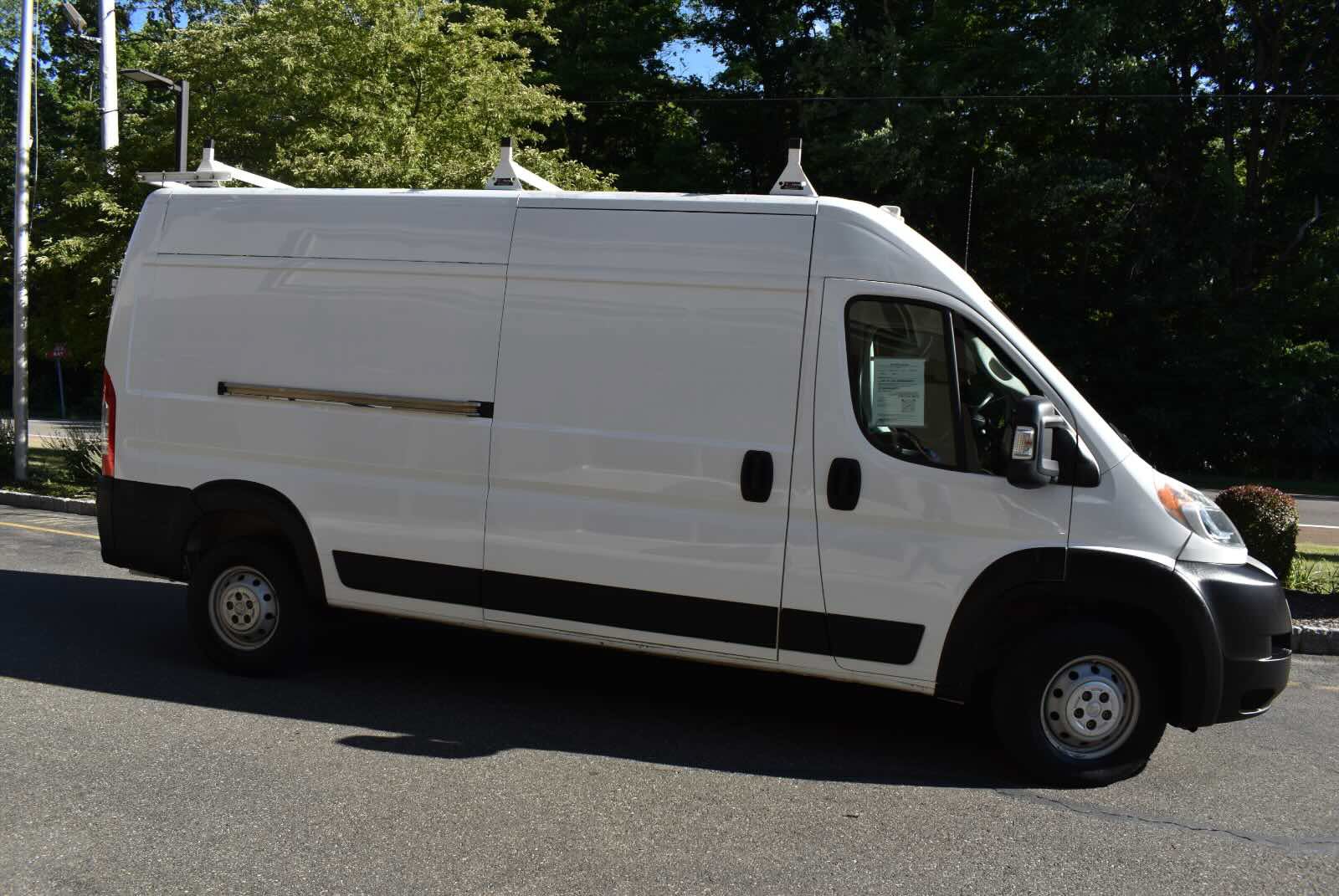 Used 2019 RAM ProMaster 2500 w/ Interior Convenience Group FWD image 3