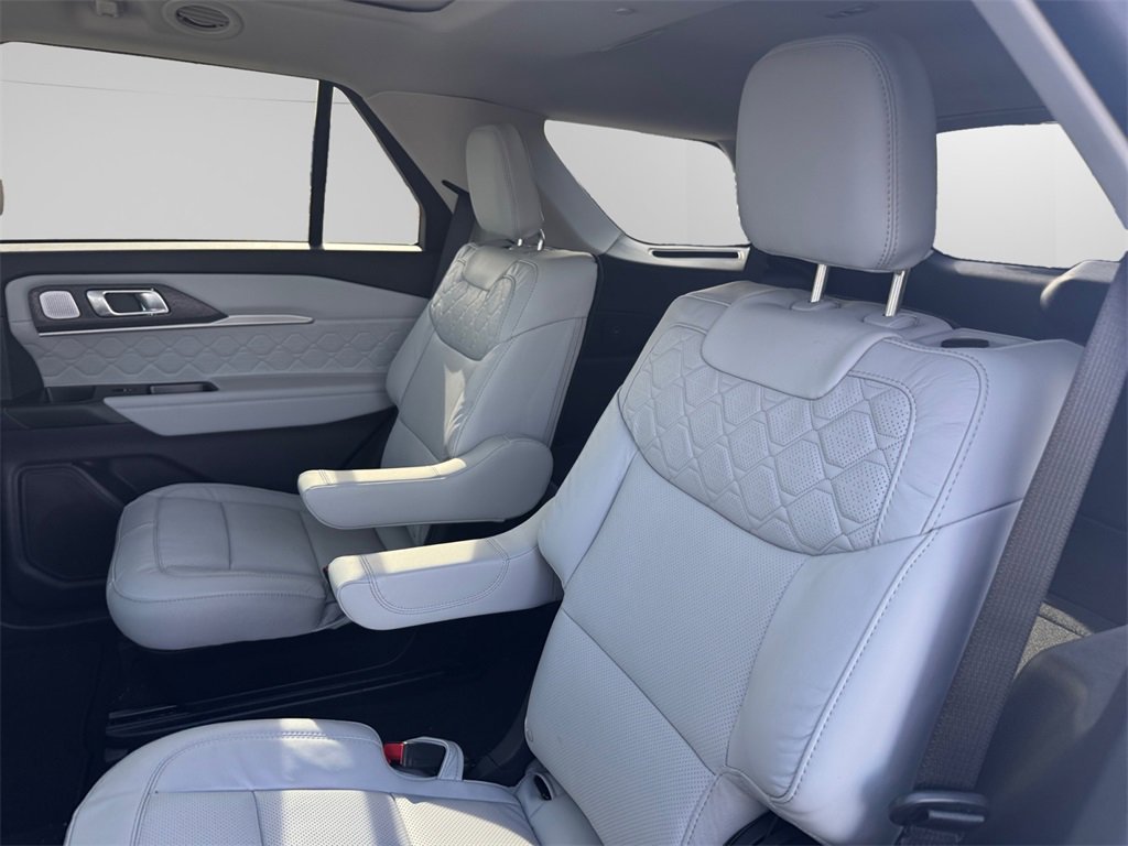 New 2026 Ford Explorer Platinum w/ LUX Leather Package image 13