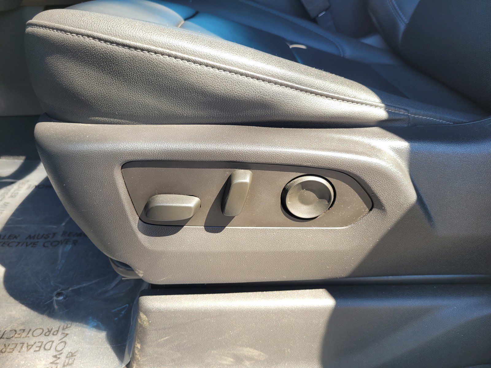 Used 2023 GMC Sierra 1500 SLT w/ SLT Premium Plus Package image 11