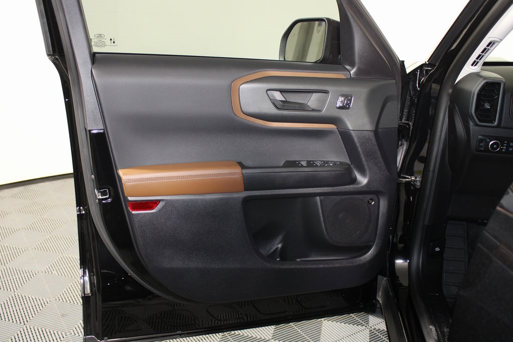 Certified 2024 Ford Bronco Sport Badlands w/ Premium Package image 18