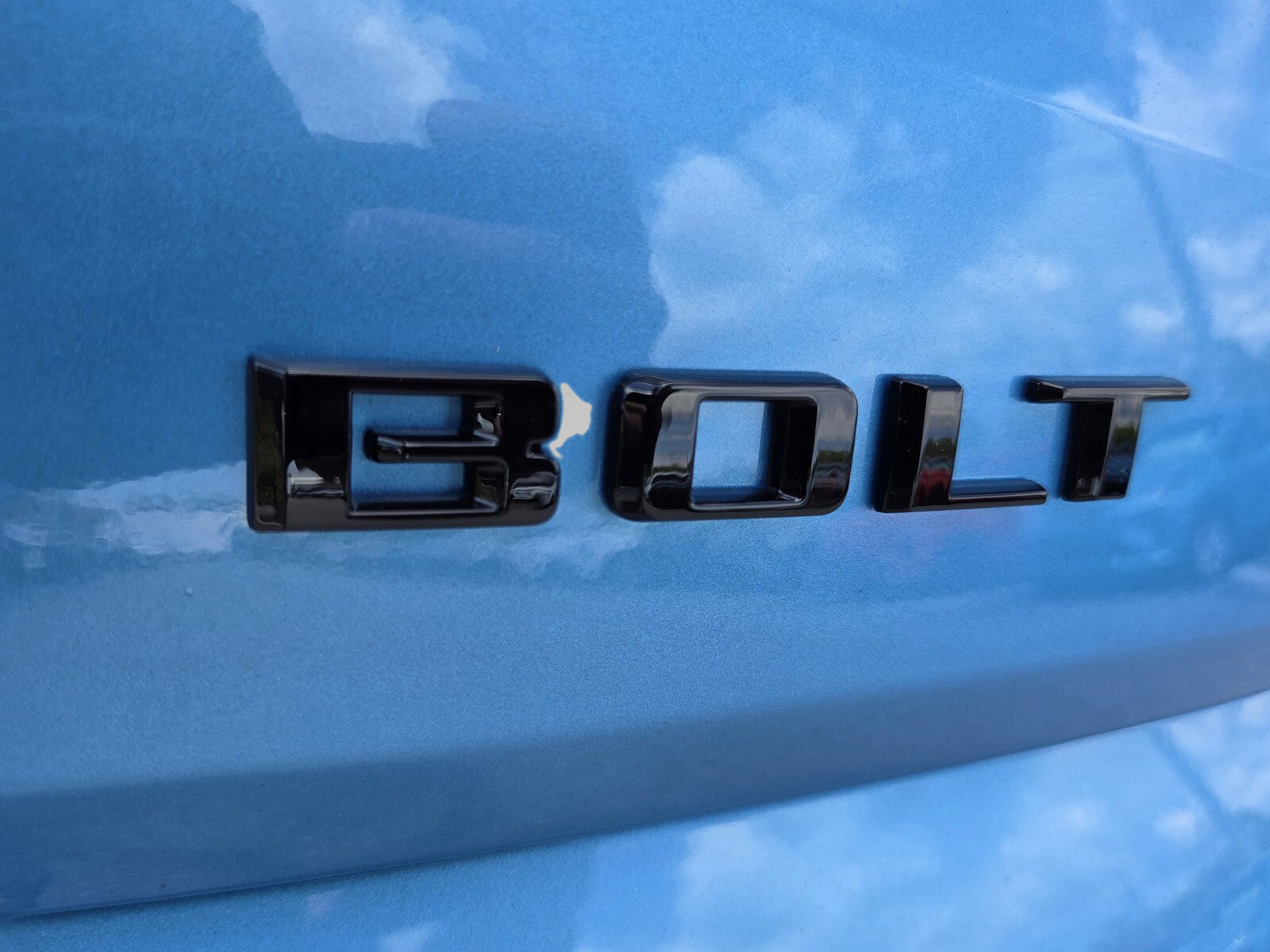 New 2027 Chevrolet Bolt RS w/ Technology Package FWD image 31