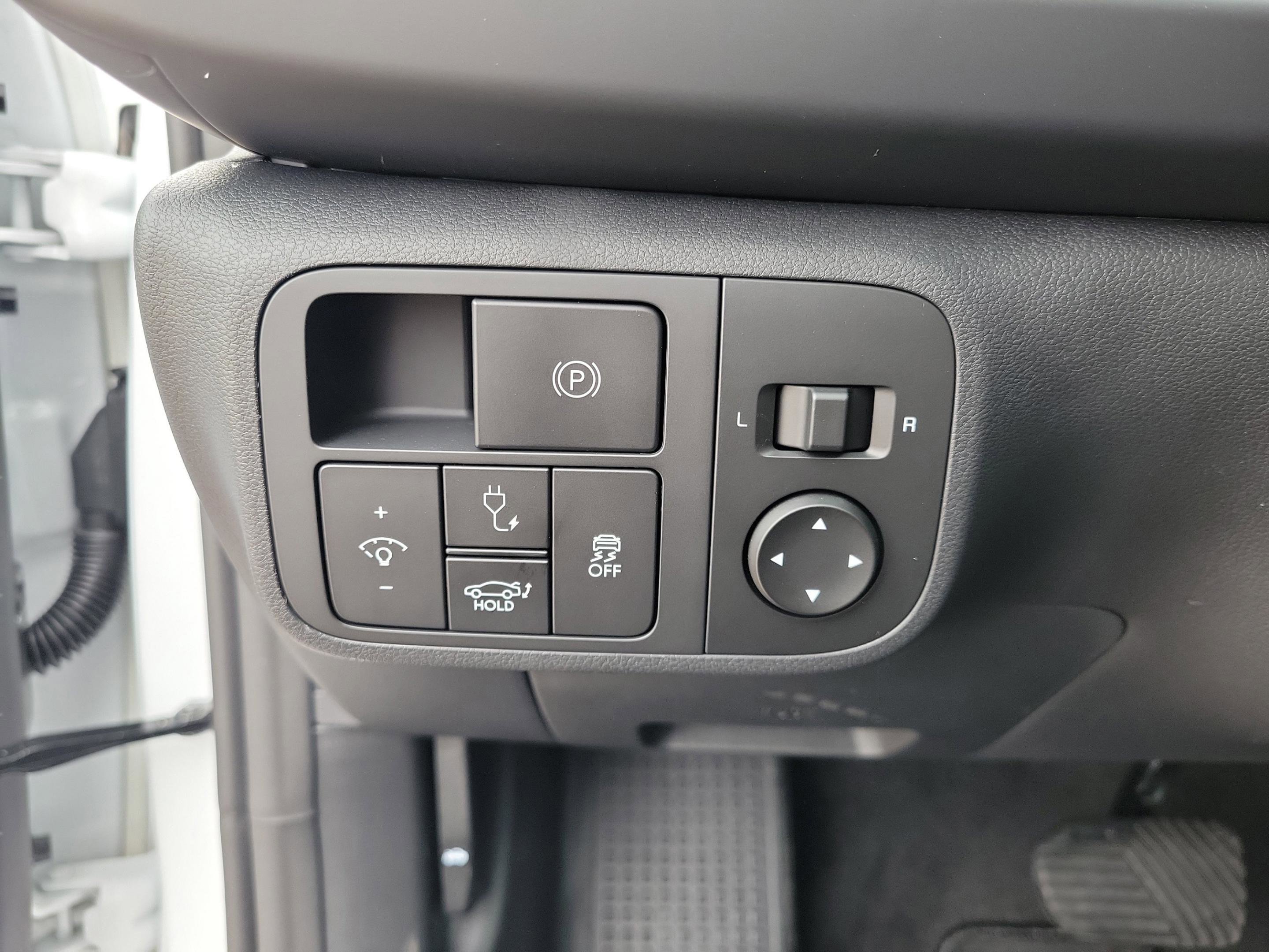 New 2025 Hyundai Ioniq 6 SE image 10