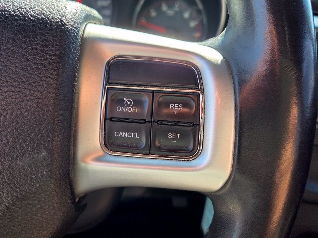 Used 2014 Dodge Avenger SXT w/ Rallye Appearance Group FWD image 27
