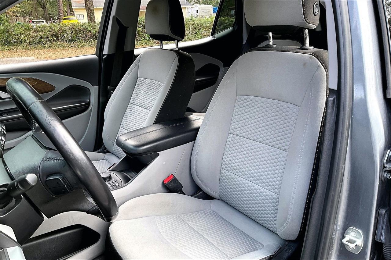 Used 2020 GMC Terrain SLE w/ Driver Convenience Package image 18