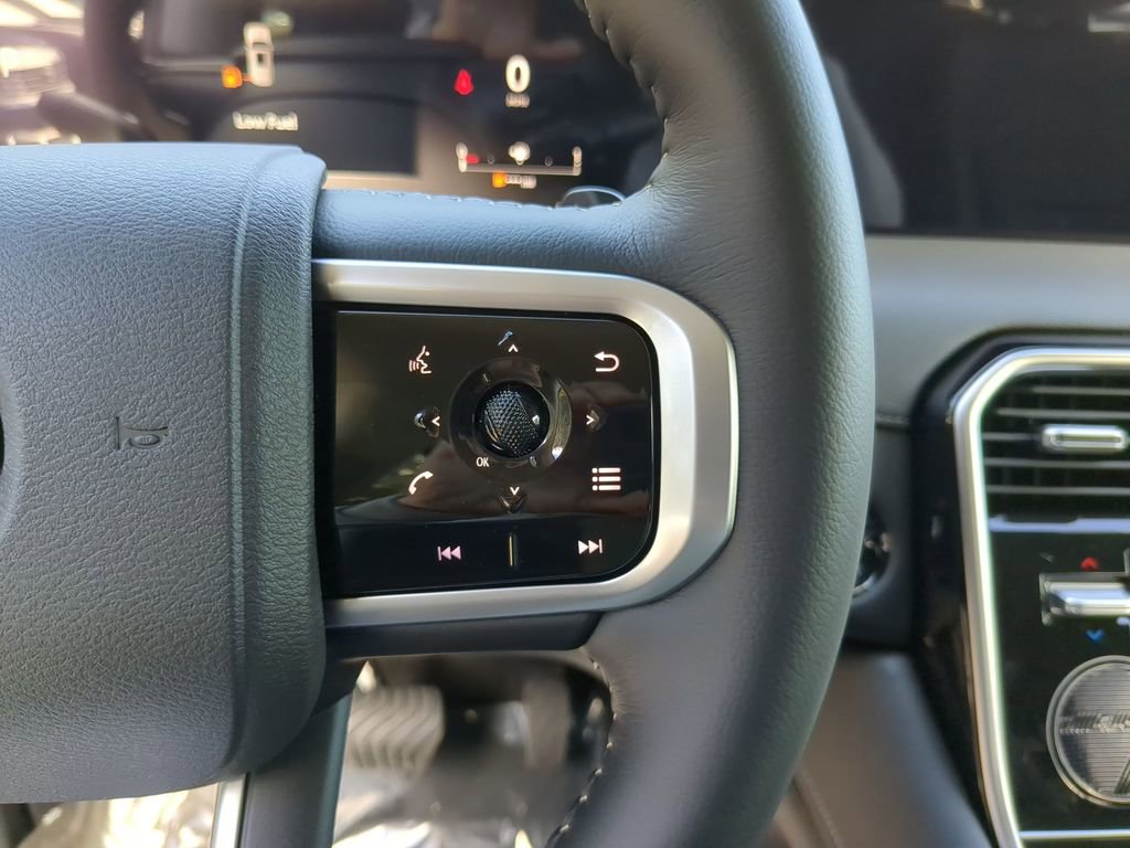 New 2026 Nissan Armada SV image 18