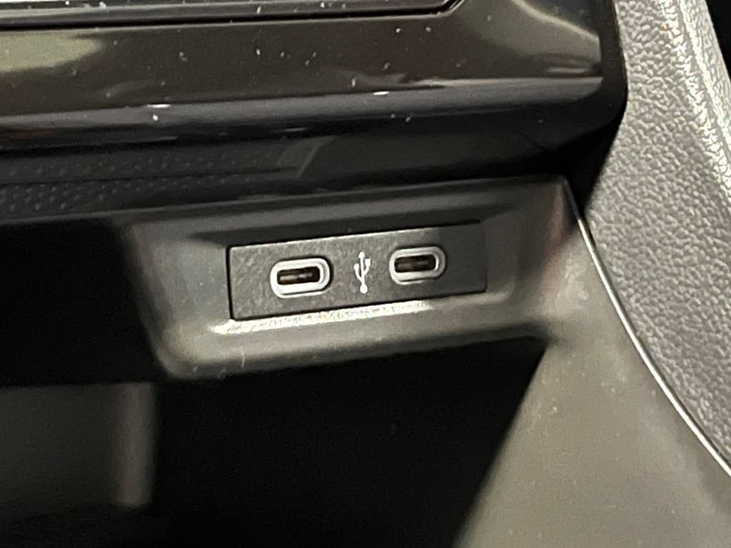 New 2027 Volkswagen Jetta SE FWD image 10