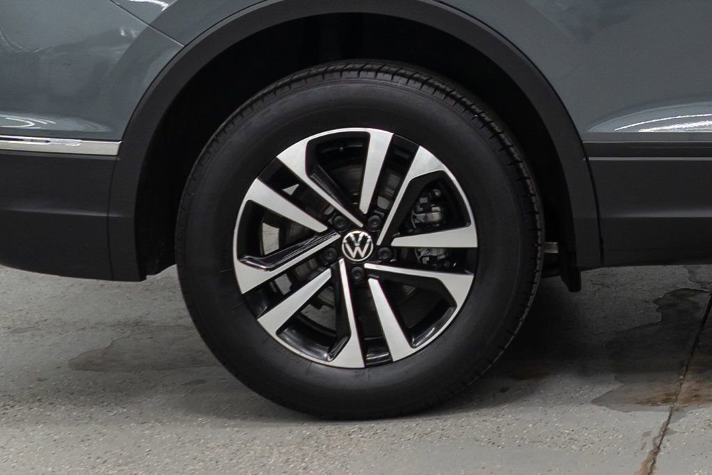 Used 2023 Volkswagen Tiguan S FWD image 24