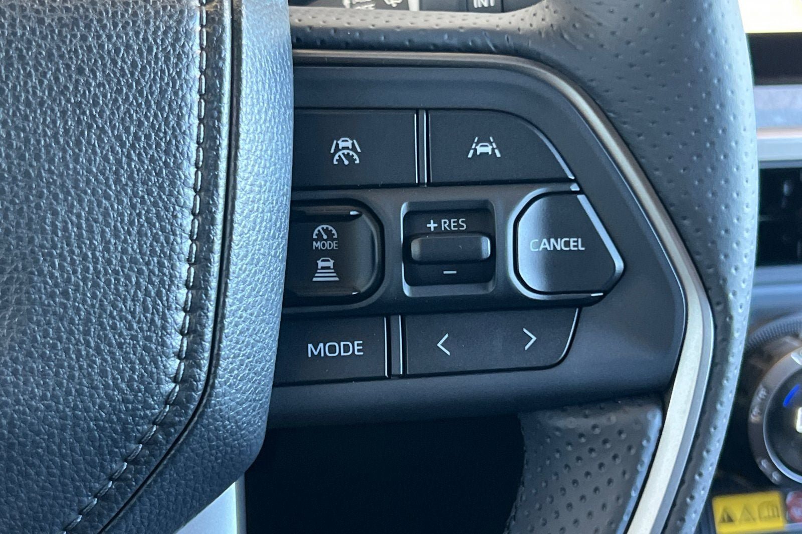 New 2026 Toyota 4Runner Trailhunter AWD/4WD image 29