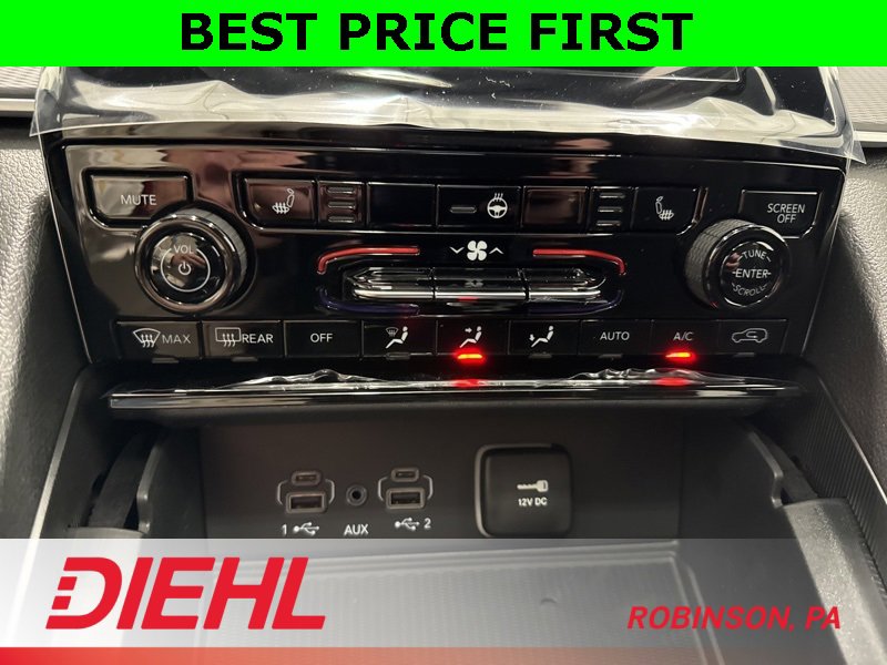 New 2025 Jeep Grand Cherokee Altitude image 30