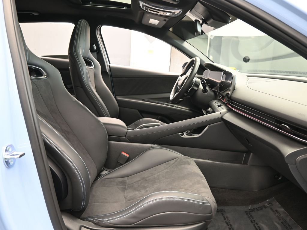 Used 2025 Hyundai Elantra N image 49
