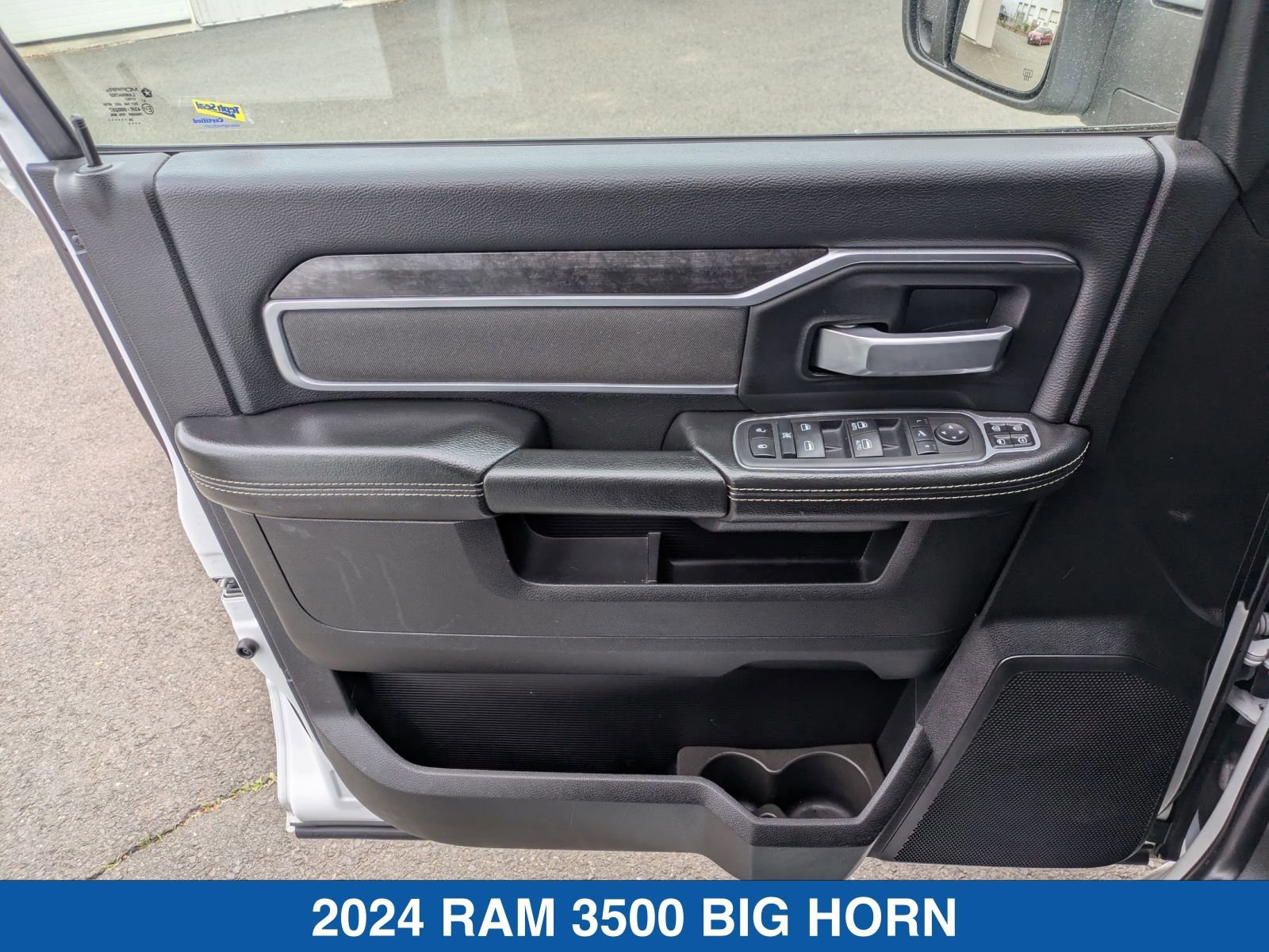 Used 2024 RAM 3500 Big Horn AWD/4WD image 12