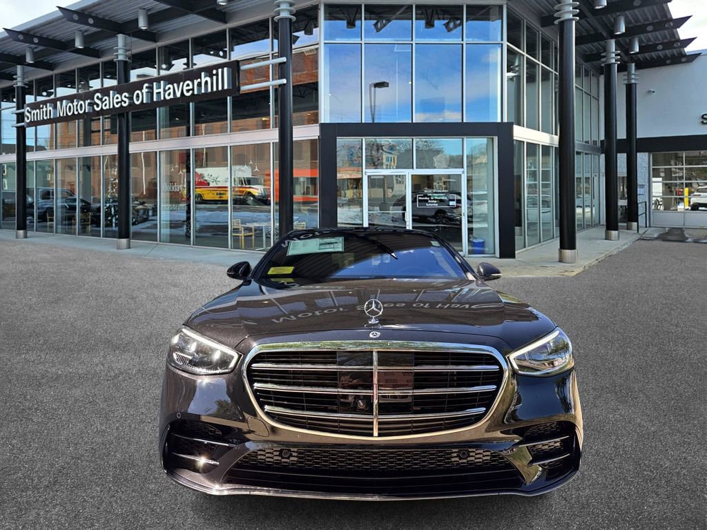 New 2025 Mercedes-Benz S 580 4MATIC Sedan image 3