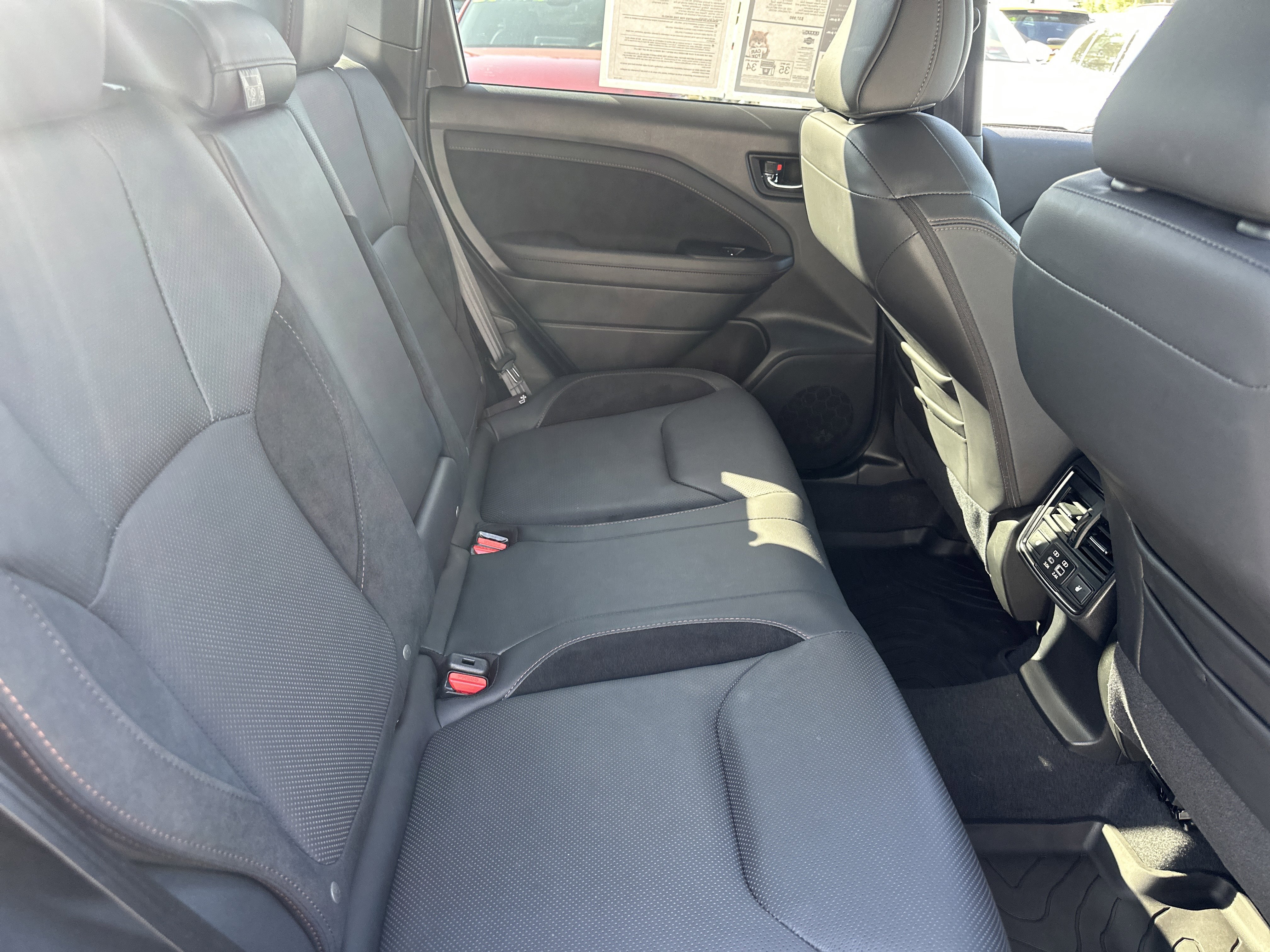 Used 2025 Subaru Forester Touring w/ Touring Package AWD/4WD image 14