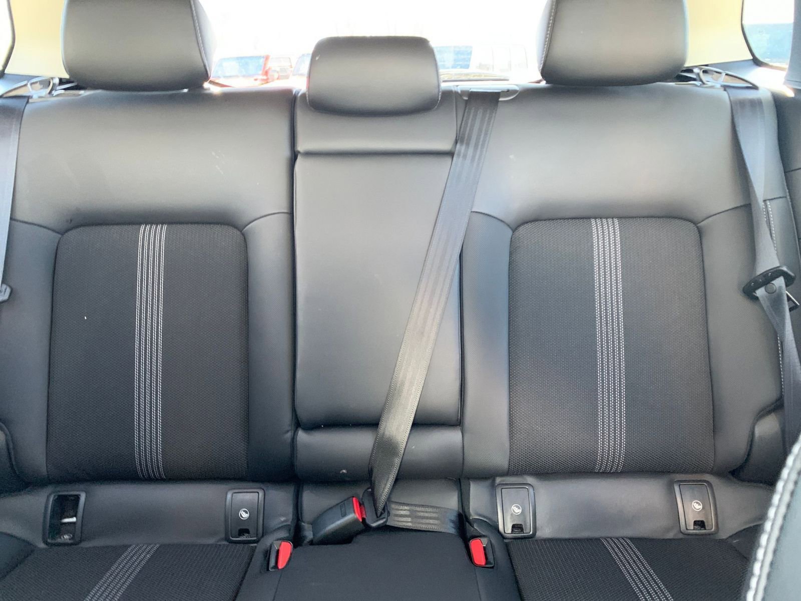 Used 2025 MAZDA CX-50 AWD 2.5 S w/ Premium Package image 40