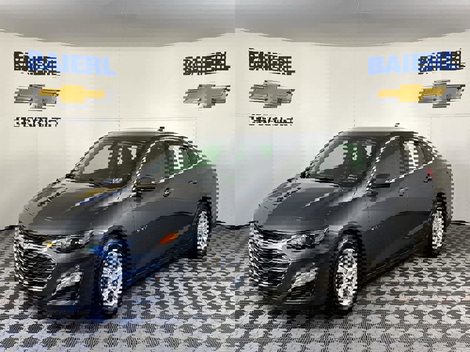 Used 2020 Chevrolet Malibu LS w/ LPO, Convenience Package 1 image 1