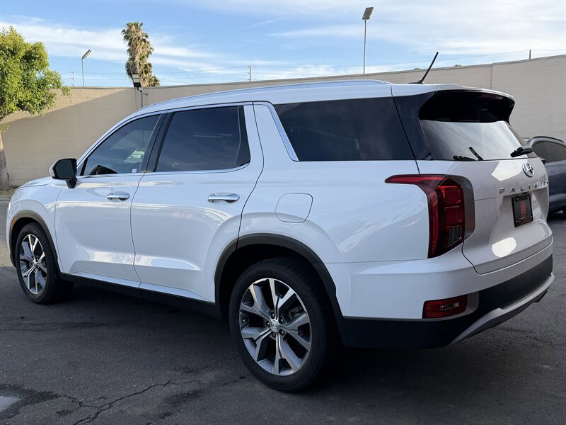 Used 2020 Hyundai Palisade SEL w/ Premium Package FWD image 11