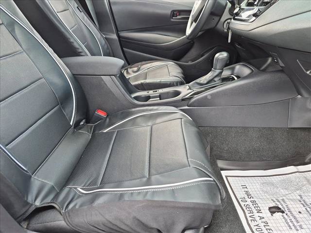 Used 2025 Toyota Corolla LE FWD image 18