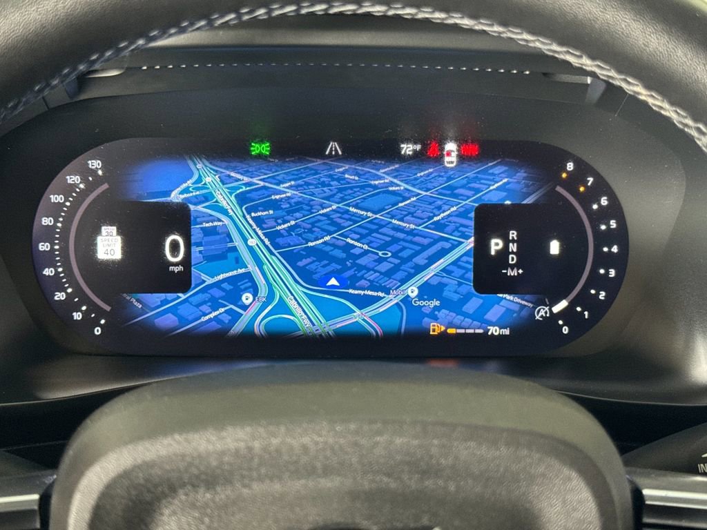 Certified 2023 Volvo XC40 B5 Ultimate w/ Climate Package image 24