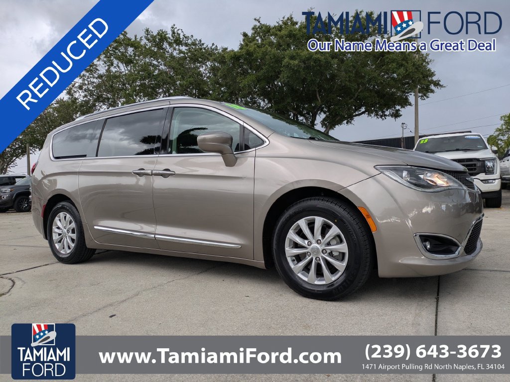 Used 2018 Chrysler Pacifica Touring-L