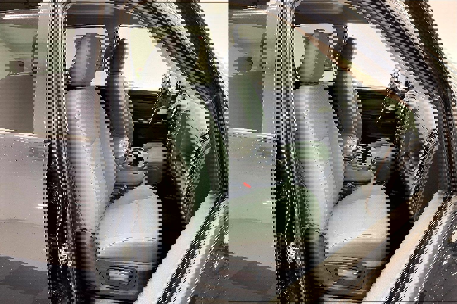 Used 2017 RAM 1500 Express w/ Express Value Package image 6