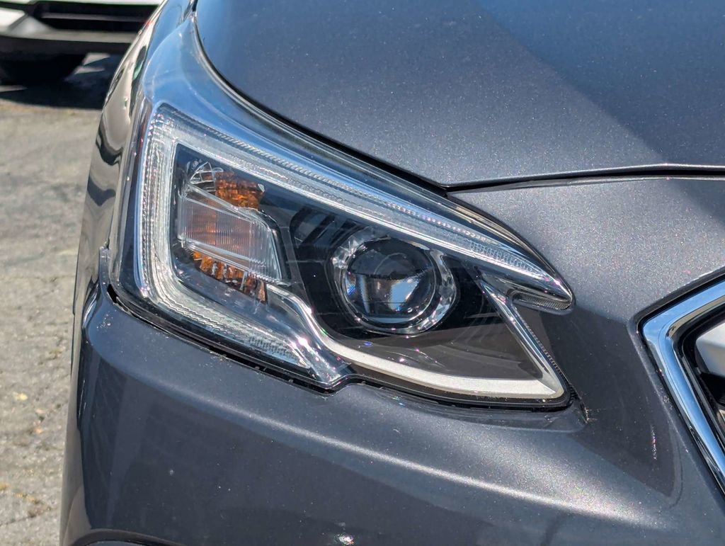 Used 2021 Subaru Outback Limited image 10