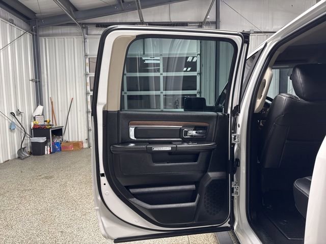 Used 2019 RAM 1500 Laramie w/ Convenience Group image 16