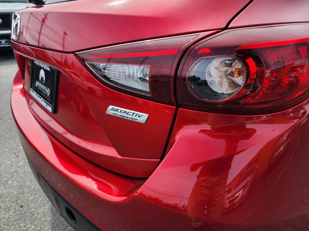 Used 2016 MAZDA MAZDA3 i Touring FWD image 32