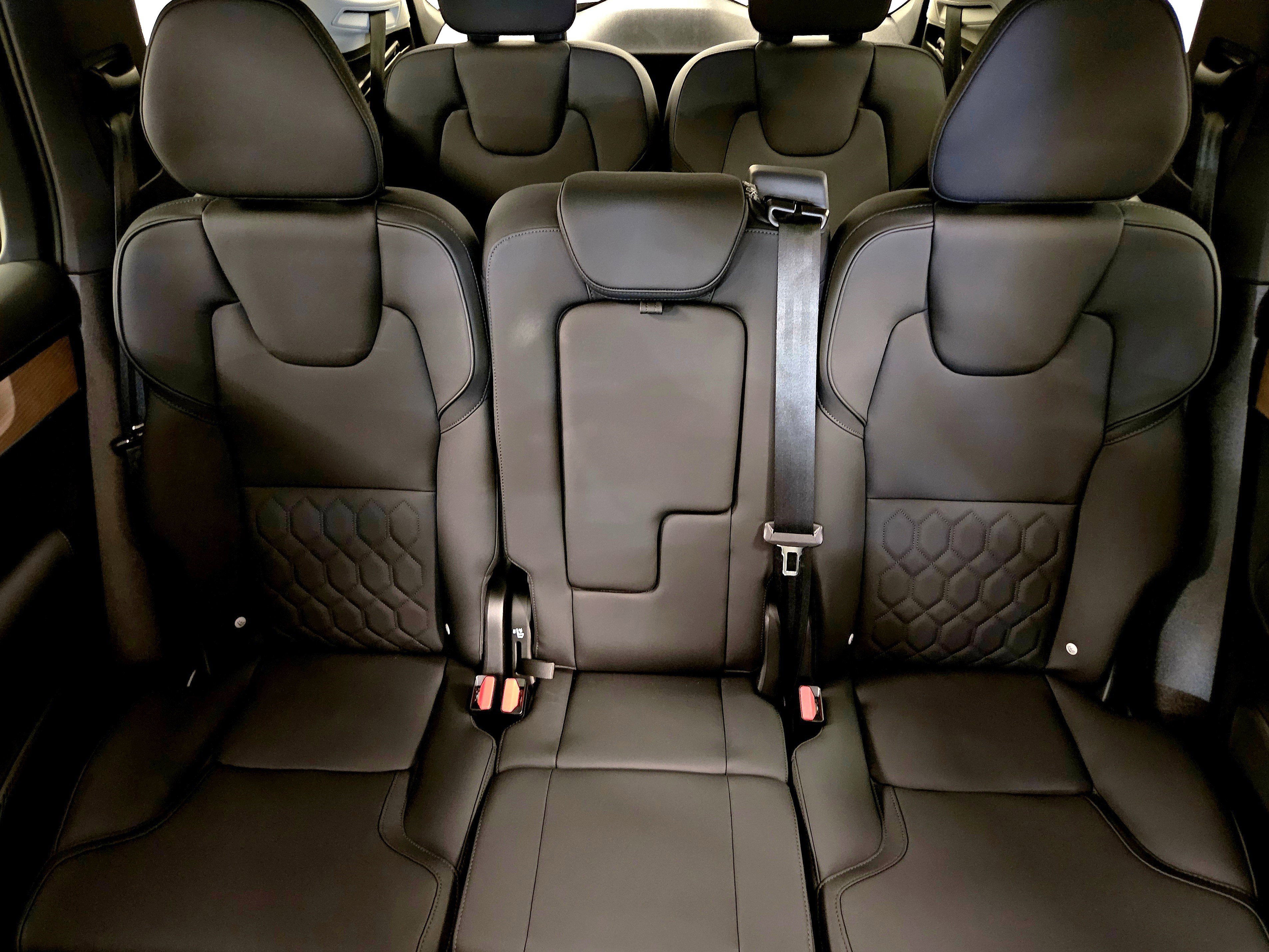 New 2026 Volvo XC90 B6 Plus w/ Protection Package Premier AWD/4WD image 45