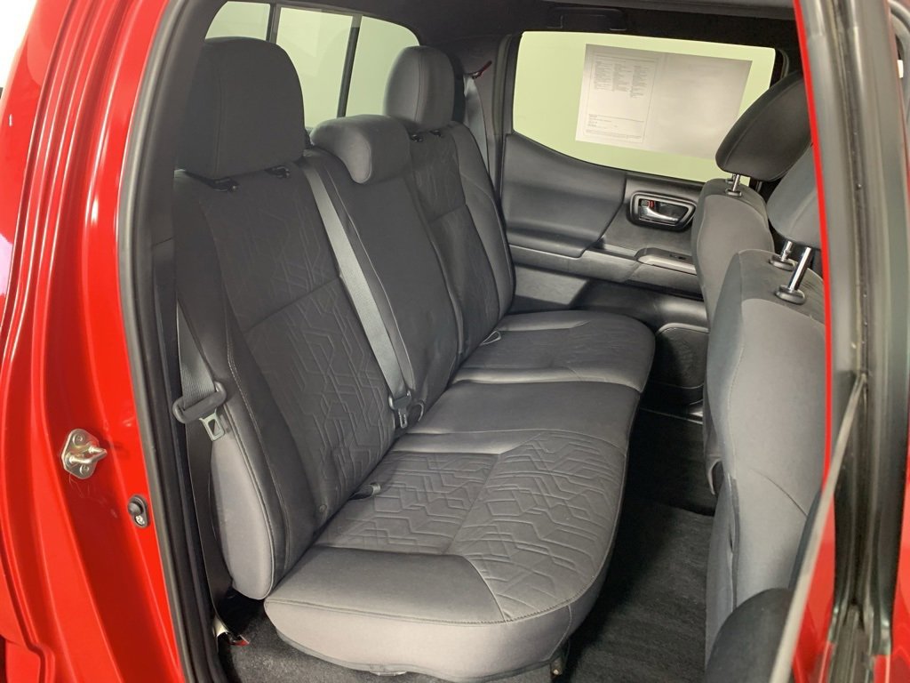 Used 2019 Toyota Tacoma TRD Sport image 34