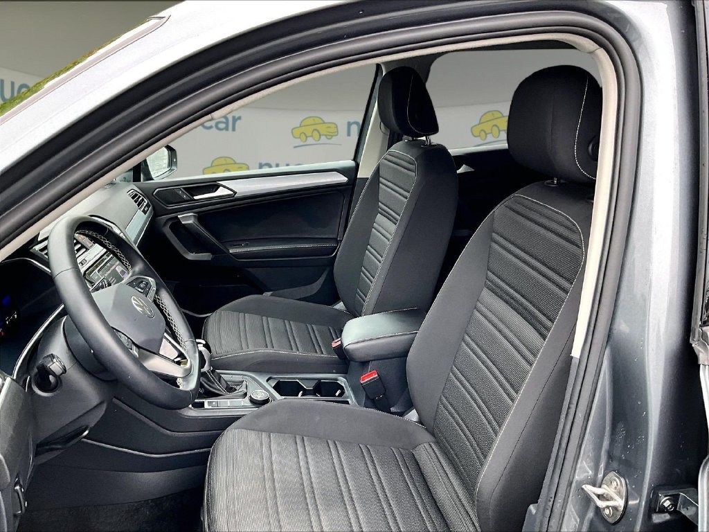 Used 2024 Volkswagen Tiguan S AWD/4WD image 10