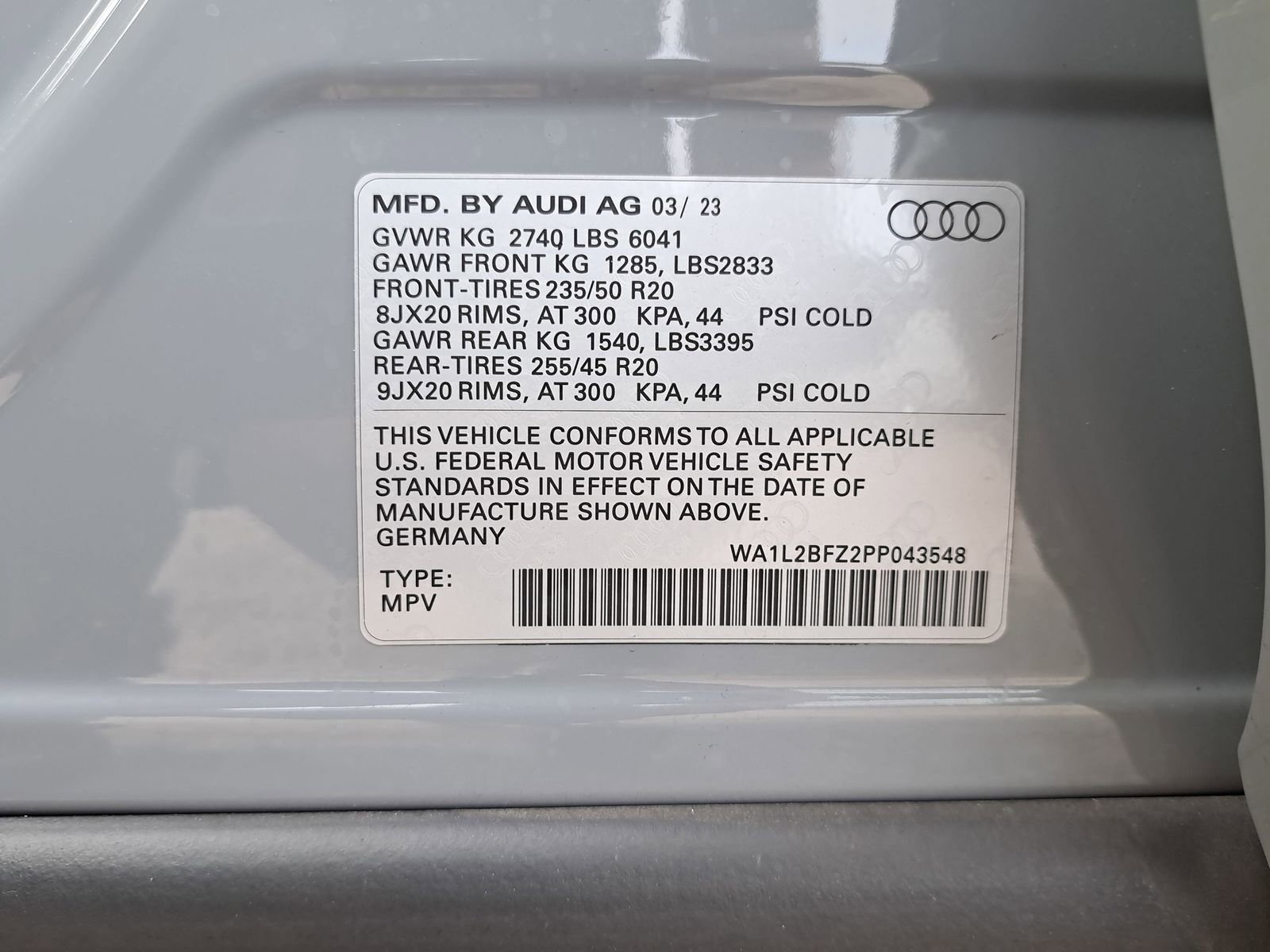 Used 2023 Audi Q4 e-tron Premium Plus w/ Premium Plus image 11