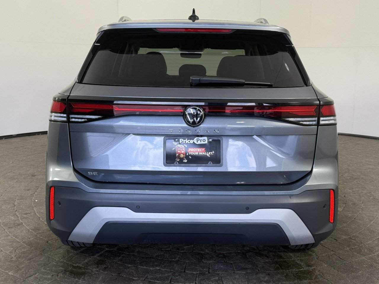 Used 2026 Volkswagen Tiguan SE FWD image 6