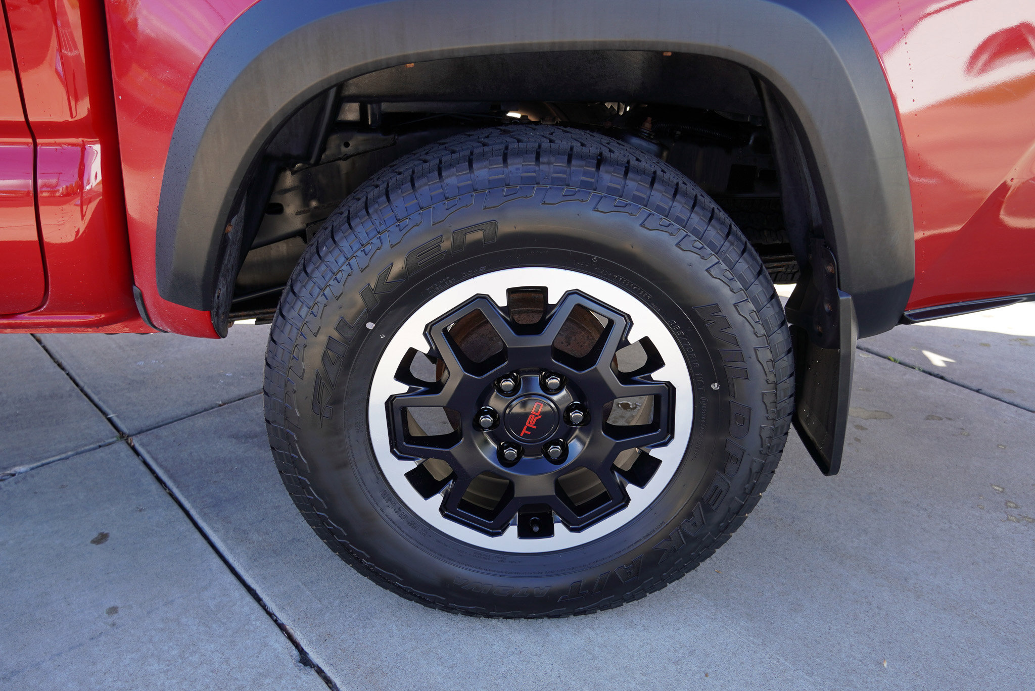 Used 2021 Toyota Tacoma TRD Off-Road w/ Technology Package image 14