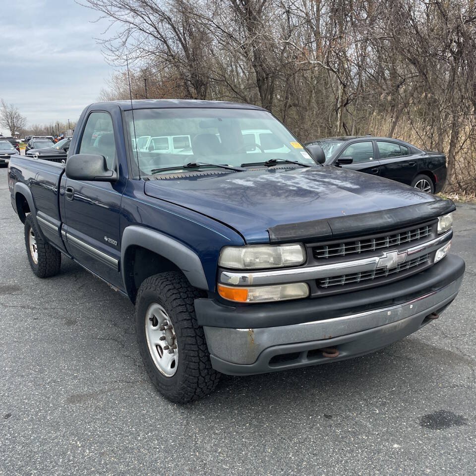 Used 2000 Chevrolet Silverado 2500 4x4 Regular Cab w/ Exterior Appearance Pkg image 7