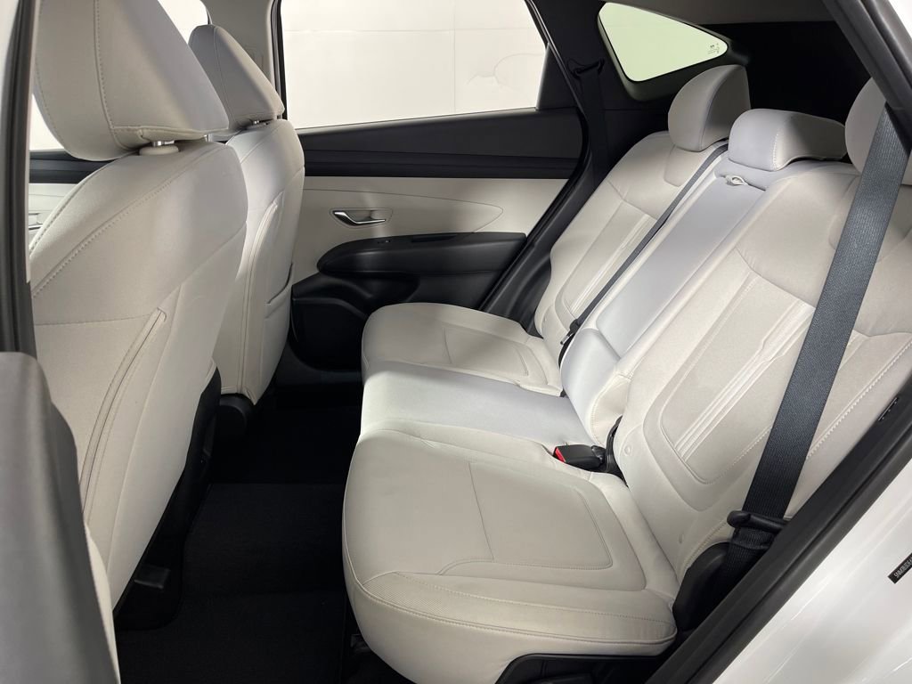 Certified 2025 Hyundai Tucson SEL FWD image 13