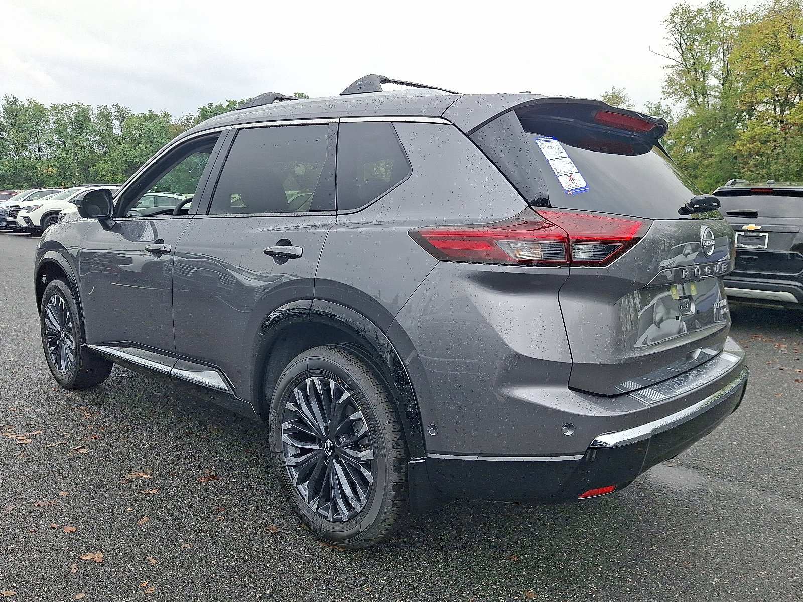 New 2026 Nissan Rogue Platinum image 3